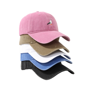 หมวก<span class=keywords><strong>แก๊ป</strong></span>ปักลายนกพิราบสไตล์วินเทจ ผ้าฝ้าย 100% สำหรับผู้ชายและผู้หญิง ใส่เล่นกีฬากลางแจ้ง ตกปลา กันแดด รุ่นใหม่ประจำฤดูใบไม้ร่วงปี 2025 - Product Image 1