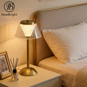 2026 NOVIDADE: Luminária de Mesa Portátil Sem Fio com Controle por Toque LED, Recarregável, Regulável, Dourada - Product Image 4