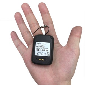 Nút Báo Động Khẩn Cấp SOS Chống Mất An Toàn Di Động Nhỏ Gọn Cho Người Cao Tuổi Mặt Dây Chuyền Theo Dõi GPS 4G Cho Người Lớn Trẻ Em Người Lao Động Đơn Độc - Product Image 5