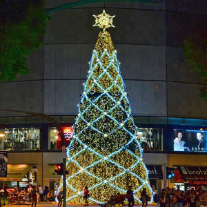 شجرة عيد الميلاد العملاقة الفاخرة الحديثة المصنوعة يدويا تصميم جديد 15ft 20ft 25ft 30ft للمناظر الطبيعية في الهواء الطلق - Product Image 6