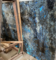 Dalles et carreaux de quartzite de luxe en labradorite bleue de Madagascar, fabrication directe OEM/ODM, pour la décoration murale et le revêtement de sol de comptoirs