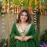 Châle ethnique en soie verte avec travail de miroir et embellissement en strass, vêtement traditionnel indien pakistanais pour femmes