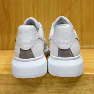 Chaussures de sport montantes en cuir véritable de haute qualité, personnalisées, pour hommes et femmes, légères, en maille respirante, pour le printemps, style classique et design. - Product Image 6