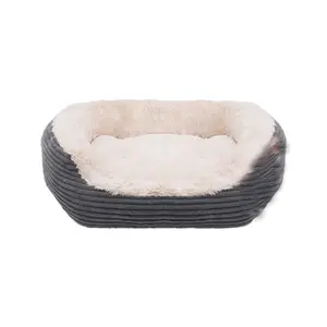 Custom Soft Huisdier Bedden Accessoires Groothandel Zoete Kat Bed Warme Gezellige Pet Bed