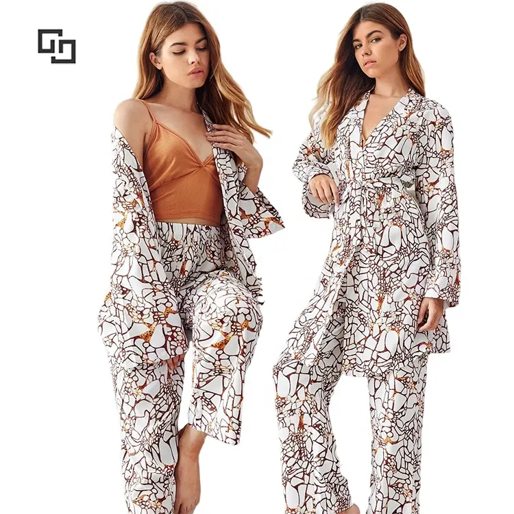 Ensemble de vêtements de détente personnalisé 3 pièces Robe ceinturée imprimée allover pour femmes, haut et pantalon, pyjamas en bambou pour femmes