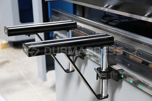 Presse plieuse servo standard européenne 50T/1600 avec protection laser <span class=keywords><strong>DSP</strong></span> pour <span class=keywords><strong>carrosserie</strong></span> de véhicule spécial - Product Image 4