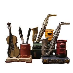 ที่วางปากกาเรซิ่นรูปทรงไวโอลินแซกโซโฟนสไตล์เรโทร ของตกแต่งห้องนั่งเล่น ห้องทำงาน โต๊ะทำงาน - Product Image 1