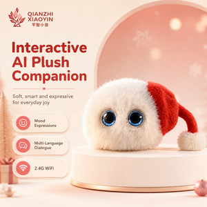 ตุ๊กตา AI สีขาว หมวกซานต้าคริสต์มาส สั่นได้ พร้อมเซ็นเซอร์สัมผัส ไวไฟ โคลนเสียง หน่วยความจำระยะยาว รองรับ 50+ ภาษา ตา LED - Product Image 1