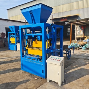 Machine à blocs <span class=keywords><strong>de</strong></span> béton 4-26, machine à briques à moteur vibrant, machine semi-automatique <span class=keywords><strong>de</strong></span> fabrication <span class=keywords><strong>de</strong></span> briques en <span class=keywords><strong>ciment</strong></span> pour la construction - Product Image 4