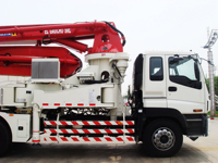 Camion pompe à béton HB37A avec flèche de 37 m, débit maximal de 120 m³/h pour les travaux de ponts et municipaux