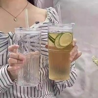 Gobelet en verre rayé tendance avec paille, tasse à café, grande capacité, design esthétique, gobelet à jus épaissi