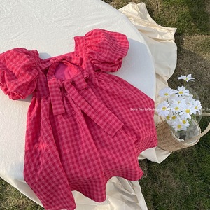 Abbigliamento coreano per bambini abito a maniche soffiate per ragazze un abito da principessa per bambini alla moda con arco per bambine in estate - Product Image 1