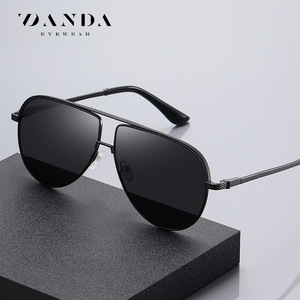 แว่นกันแดดทรงนักบิน DANDA รุ่น JS8540 โพลาไรซ์ ป้องกันรังสียูวี 400 ป้องกันแสงสะท้อน สำหรับขับรถ ทรงสี่เหลี่ยม ขอบเต็ม - Product Image 2