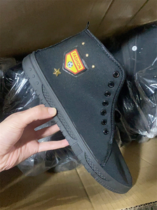 Nhà Máy Mới Tùy Chỉnh Người Đàn Ông Tiêm Cao Top Giải Trí Giày Hợp Thời Trang Phong Cách Giản Dị Chống Trượt Giày Vải Cho Nam Giới - Product Image 3