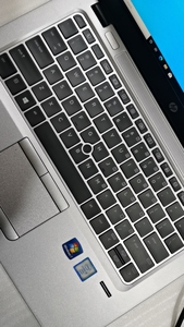 Ordinateur portable professionnel HP 820G3 13,3 pouces d'occasion, i3 6ème génération, 8 Go + 256 Go SSD - Product Image 2