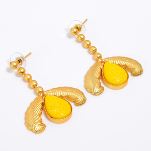 Boucles d'oreilles multi-pierres en laiton plaqué or 14k pour femmes, mode personnalisée, fabricant de bijoux en pierres précieuses en laiton - Product Image 3