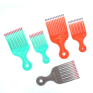 2 tailles de médiator en plastique à dents larges Peigne <span class=keywords><strong>afro</strong></span> pour cheveux bouclés Peigne pour cheveux longs bouclés et épais Perruques et barbes - Product Image 6