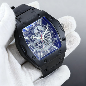 เทรนด์แฟชั่นใหม่ นาฬิกาข้อมือผู้ชายสไตล์นักรบสีดำ ระบบควอตซ์ กระจกธรรมดา ตัวเรือนอะคริลิก สายซิลิโคน หน้าปัดแบบเข็ม - Product Image 4