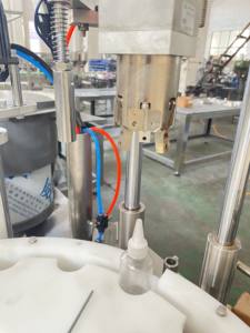 <span class=keywords><strong>Tavolo</strong></span> di sigillatura e rotore per ruotare con doppia vibrazione rotativa polvere coclea automatica macchina di riempimento macchine per la verniciatura - Product Image 3