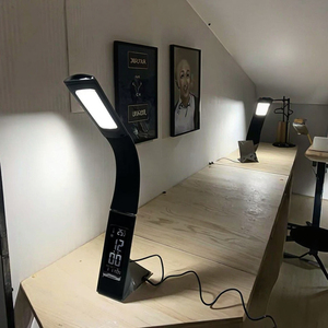 โคมไฟตั้งโต๊ะ LED แบบสัมผัส ดีไซน์ทันสมัย ปรับได้ เหมาะสำหรับห้องนอน - Product Image 3