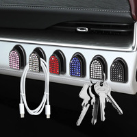 Mini crochet de voiture incrusté de diamants, support de rangement pour tableau de bord de voiture, décoration intérieure en strass, vente chaude transfrontalière