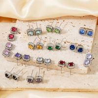 ACME elegante cobre latón Cubic Zirconia pendientes forma cuadrada con cristales circundantes multicolor moda adelante joyería