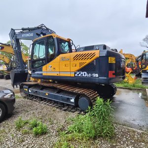 Heavy Equipment Hyundai 220lc-9s 22 Ton <b>Used</b> Excavator Original Engine Core Motor Hyundai 220lc-9s Excavator for sale - Product Image 2