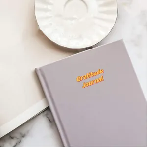 Benutzer definierte Druck layouts Tag-zu-Tag-Kalender Tägliche Selbst pflege Dankbar Prompt Journal ing Dankbarkeit Buch journal