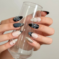 Faux ongles à presser en acrylique noir, gris, amande, avec fleurs 3D, perles métalliques et lignes argentées effet craquelé, taille moyenne, lot de 10 pièces, pour supermarché