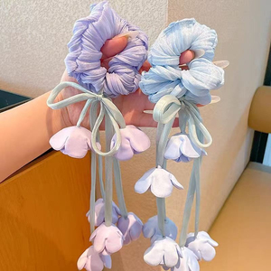 Élastique à cheveux tendance et mignon avec pompon motif muguet, design unique et original, pour femmes, vente en gros, accessoires pour cheveux - Product Image 3