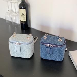 Nouveau Sac Bandoulière de Luxe en Jean avec Chaîne pour Femme – <span class=keywords><strong>Mini</strong></span> Sac Messager Croisé - Product Image 2