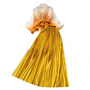 Ensemble décontracté 2 pièces pour femme : Tunique à nouer et jupe plissée dégradée taille haute – Vêtements américains en gros - Product Image 5