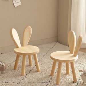 Tabouret rond en bois massif, couleur naturelle, 26x26x45cm, design oreilles de lapin, pour enfants et adultes, usage domestique - Product Image 1