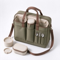 Sac à bandoulière pour pique-nique avec compartiment central pour bouteille, poches pour couverts et poignées de transport pour le camping, les voyages et les repas en plein air