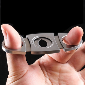 Cortador de Cigarros de Acero Inoxidable al por Mayor, Diámetro de Corte de 21 mm |   Cuchilla de Bolsillo Doble Guillotina Sharp, a Granel, YunAng OEM - Product Image 3