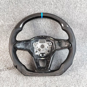 Volante in fibra di carbonio per <span class=keywords><strong>Volkswagen</strong></span> Golf R 2014-2019, Jetta 8, GTI Mk3, MK6, MK8 e versioni migliorate, con tre razze in carbonio e rivestimento in pelle - Product Image 6