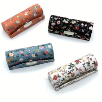 Boîte d'emballage de rouge à lèvres brodée de fleurs rétro en gros, support créatif pour rouge à lèvres avec miroir, étui de rangement tendance pour rouge à lèvres