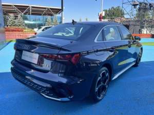 อาวดี้ <span class=keywords><strong>A3</strong></span> สปอร์ตแบ็ค 35 TFSI โปรเกรสซีฟ เอลิแกนซ์ แฮทช์แบ็ค A3L ซีดาน ปี 2025 รถยนต์หรูหราทันสมัย กล้องมองหลัง เบาะผ้า เครื่องยนต์เบนซิน - Product Image 3