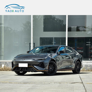 รถยนต์จีนราคาถูกขายดี Chery UNI-V 1.5T 2.0T ปี 2022 รถมือสองพวงมาลัยซ้าย เครื่องยนต์เบนซิน ขายปี 2023 ขายดีในรัสเซีย - Product Image 2