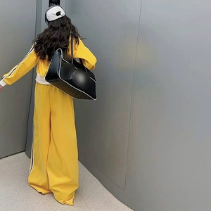 Nouvelle Collection Printemps 2026 : Ensemble 2 Pièces Tendance pour Filles Adolescentes (5-15 Ans) - Veste <span class=keywords><strong>Noire</strong></span> et Jaune + Pantalon Ample - Product Image 2