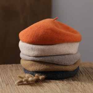 2022 fabricante de moda proveedor moda occidental elegante mujer escocés Floppy nigeriano sombreros gorra <span class=keywords><strong>boina</strong></span> para mujer señora - Product Image 1