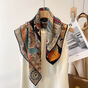 Thiết Kế Độc Quyền Odm Lụa Len Pha Trộn Vải Khăn Thấp Moq Trắng Nhãn Tùy Chỉnh Chiếc Khăn Tay Cán Thương Hiệu Khăn Choàng Trong Mùa Đông - Product Image 1