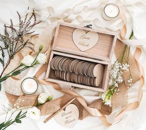 Boîte alternative pour mariage ou baby shower, 62 grands cœurs en bois, livre d'or - Product Image 2