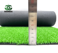 Mini tapis d'herbe artificielle en plastique de 10 mm - Gazon écologique, durable et léger pour anniversaires, expositions, maternelles et terrains de football
