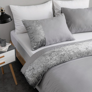 Ensemble de housse de <span class=keywords><strong>couette</strong></span> en polaire légère et moelleuse avec taie d'oreiller, 3 pièces - Product Image 1