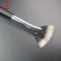 Kleiner Synthetik-Haar Make-up Fächerpinsel Highlight-Pinsel Lidschatten-Primer-Pinsel OEM