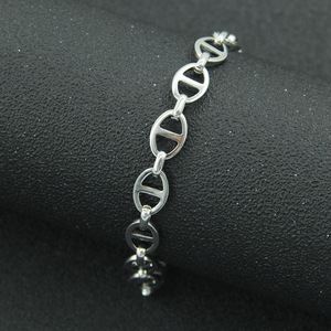 Collar de Cadena con Hebilla Japonesa Ovalada, Collar de Acero de Titanio Moderno para Hombre y Mujer, Estilo Neutral Personalizado - Product Image 2