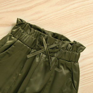 Venta al por mayor de conjuntos de ropa de moda para niñas, conjuntos de dos piezas con un solo hombro descubierto, ropa de primavera para niñas. - Product Image 6
