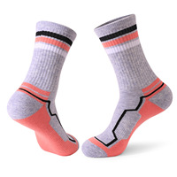 Chaussettes en laine de haute qualité pour les sports de plein air avec logo personnalisé OEM Chaussettes Merino Woo Grip pour la randonnée et le trekking