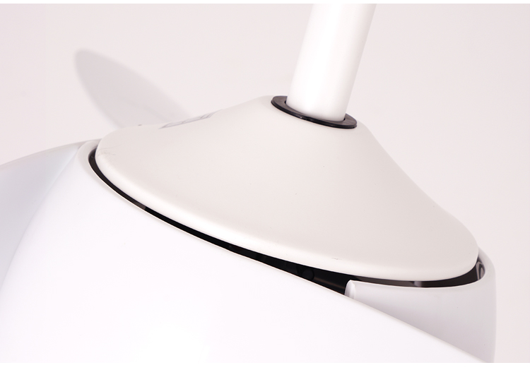 Breezelux hot Sale Cheap Modern 3 Blades ceiling fan chandelier battery powered